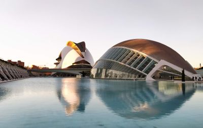 ALGUMAS DAS MAIS INTERESSANTES ATRAÇÕES TURÍSTICAS PELO MUNDO