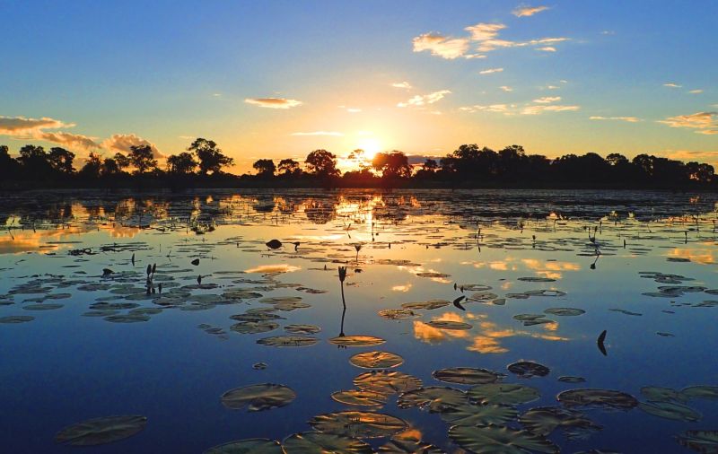 MELHORES DESTINOS POR MÊS