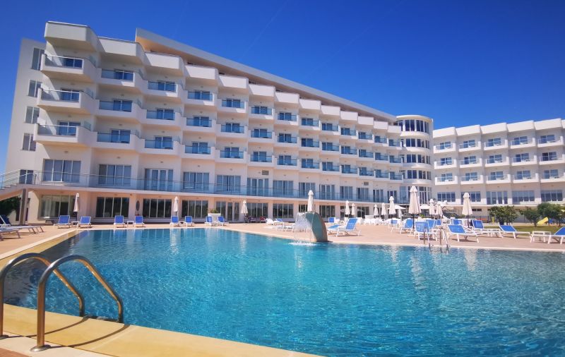 PORTUGAL - PENICHE - HOTEL MH PENICHE