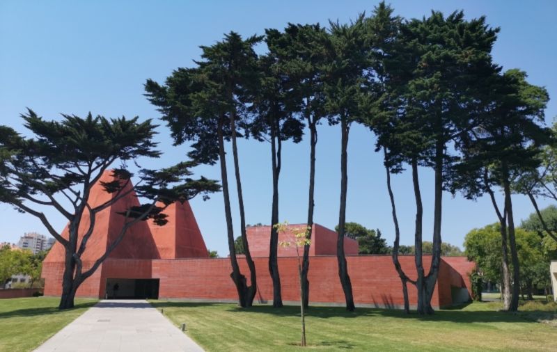 CASCAIS (PORTUGAL) - CASA DAS HISTÓRIAS PAULA REGO