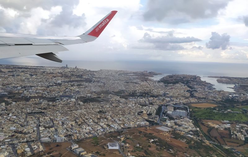 DIAS À MALTESA: VALETA E SEU AGLOMERADO URBANO