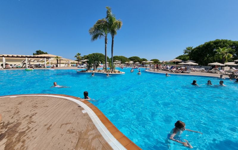 AP ADRIANA BEACH RESORT - ALBUFEIRA (PORTUGAL)