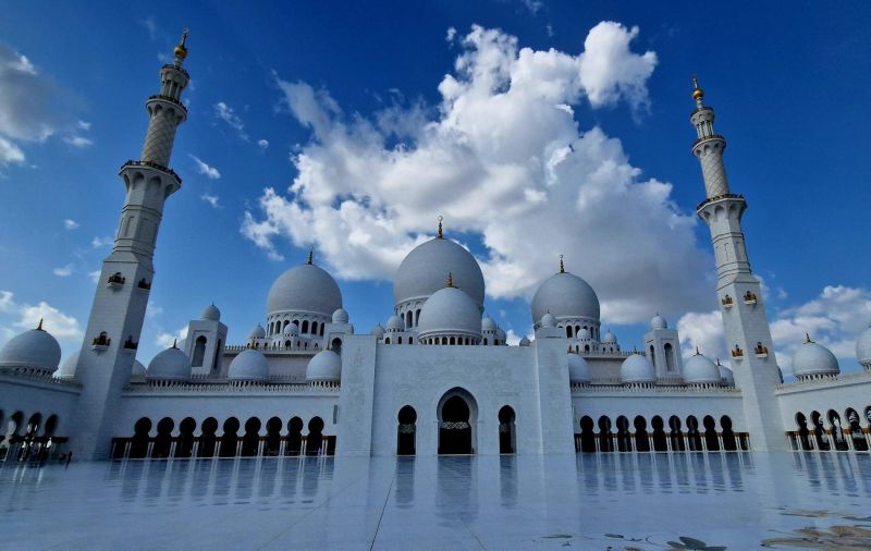 O MELHOR DOS EMIRADOS ÁRABES UNIDOS